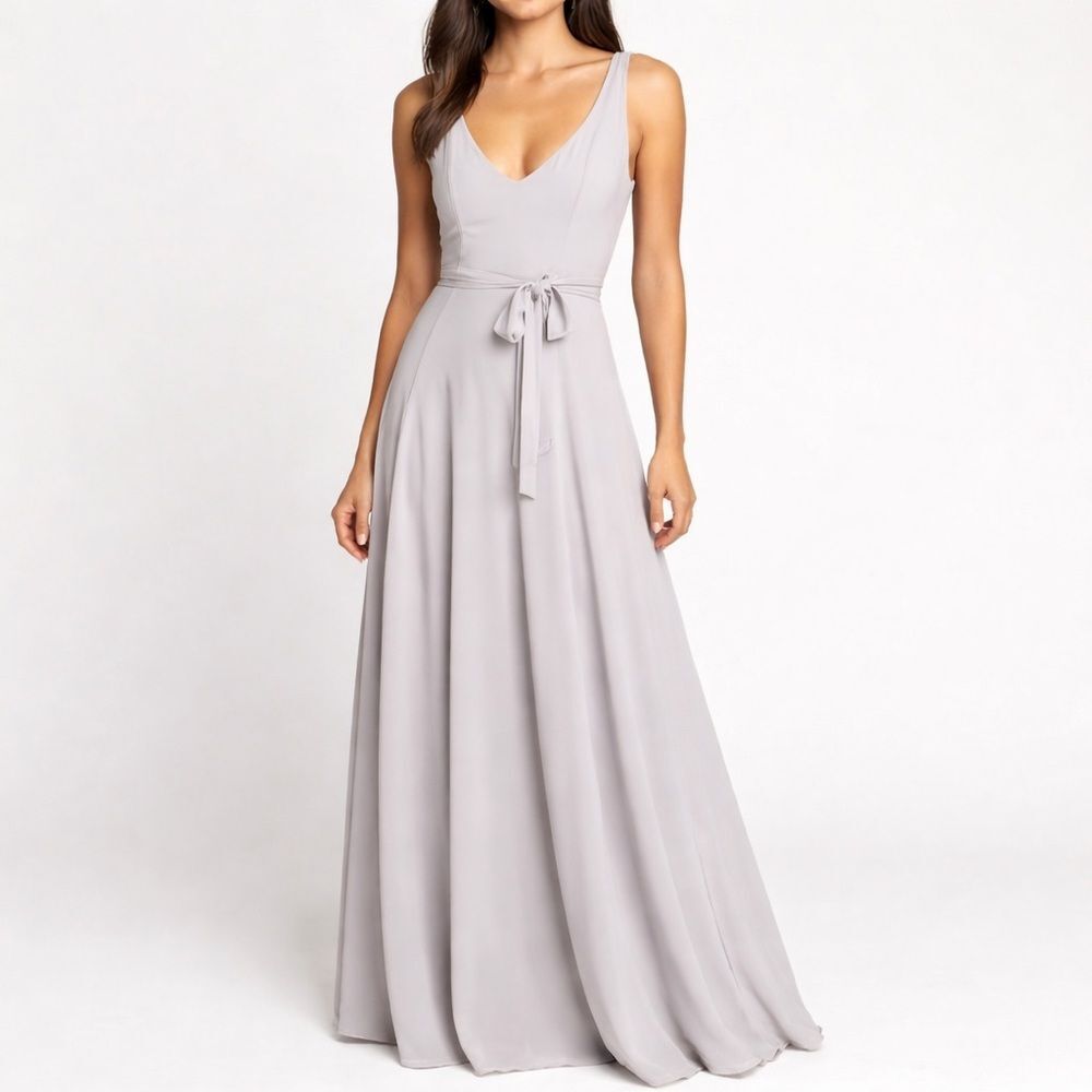 NWT Show Me Your MuMu Jenn Maxi Dress Size Medium Dove Grey Chiffon Bridesmaid